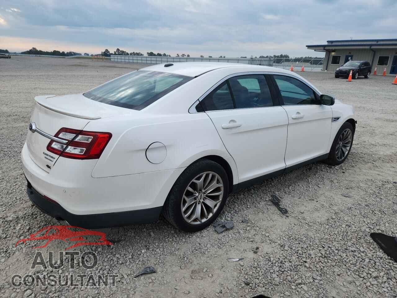 FORD TAURUS 2015 - 1FAHP2F83FG137320