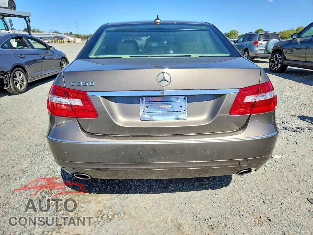 MERCEDES-BENZ E-CLASS 2012 - WDDHF5KB9CA554896