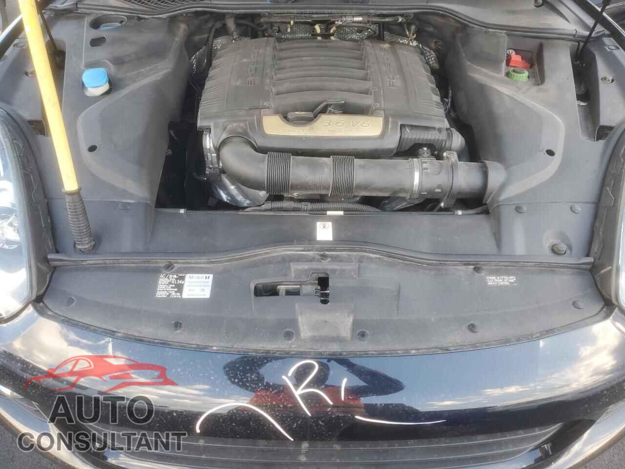 PORSCHE CAYENNE 2016 - WP1AA2A20GKA09694