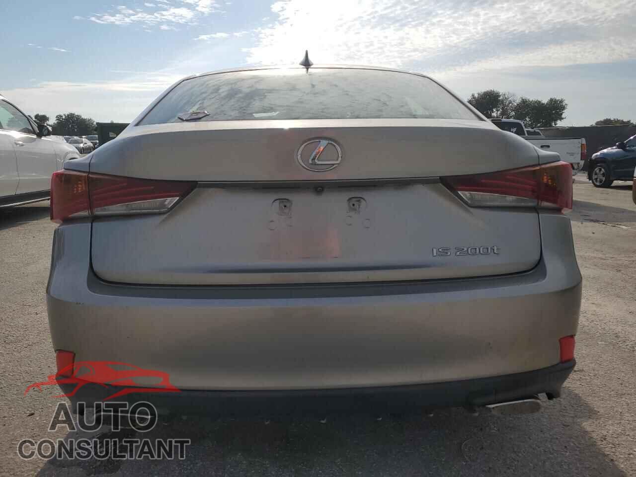 LEXUS IS 2017 - JTHBA1D29H5051646