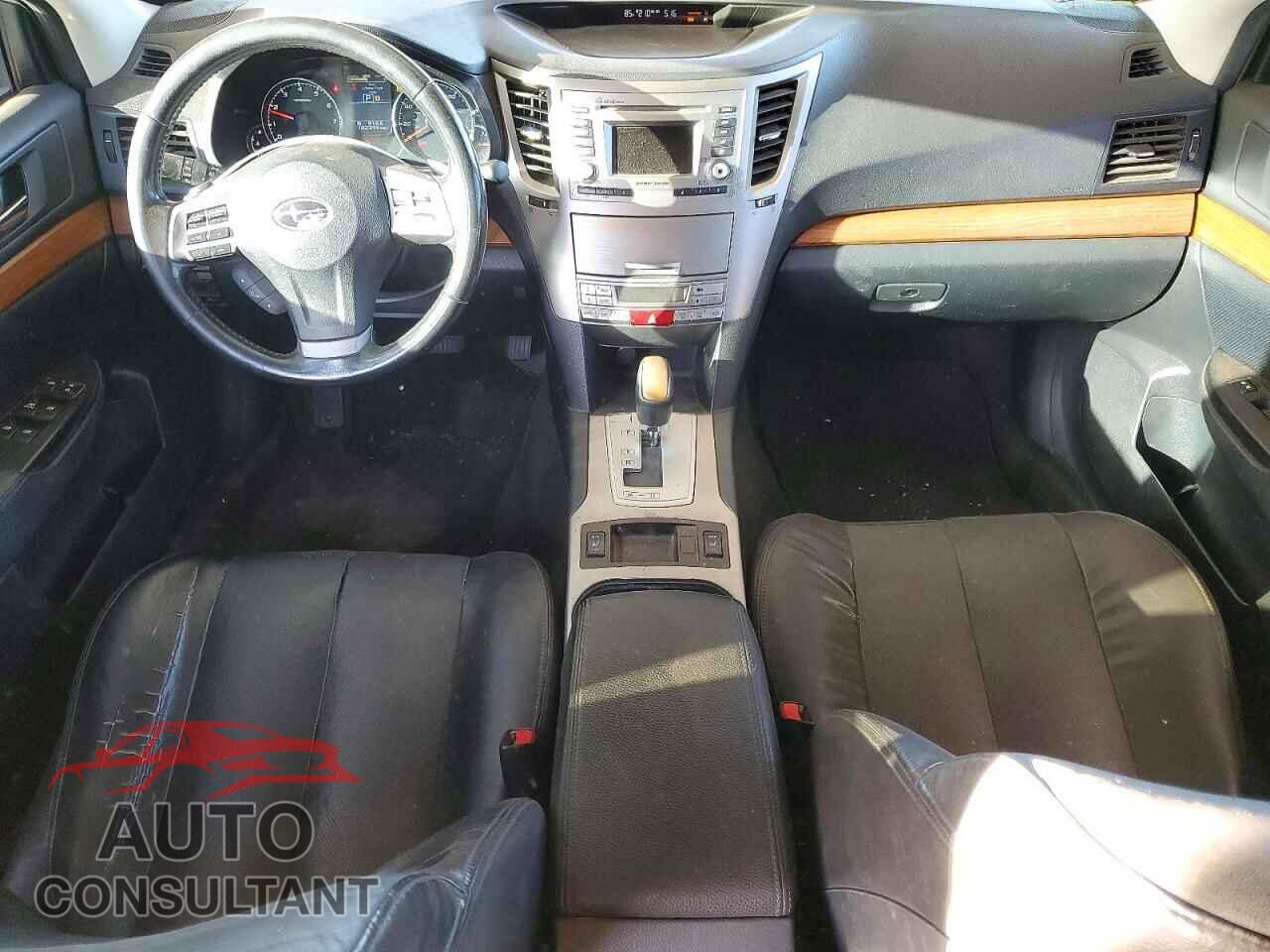 SUBARU OUTBACK 2013 - 4S4BRBKC8D3235781
