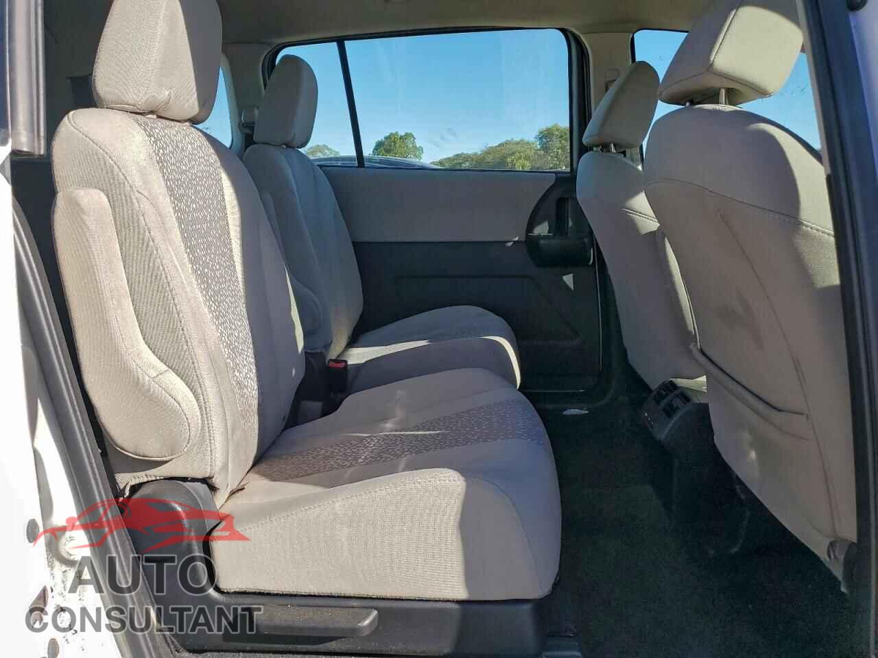 MAZDA 5 2012 - JM1CW2BL3C0144063