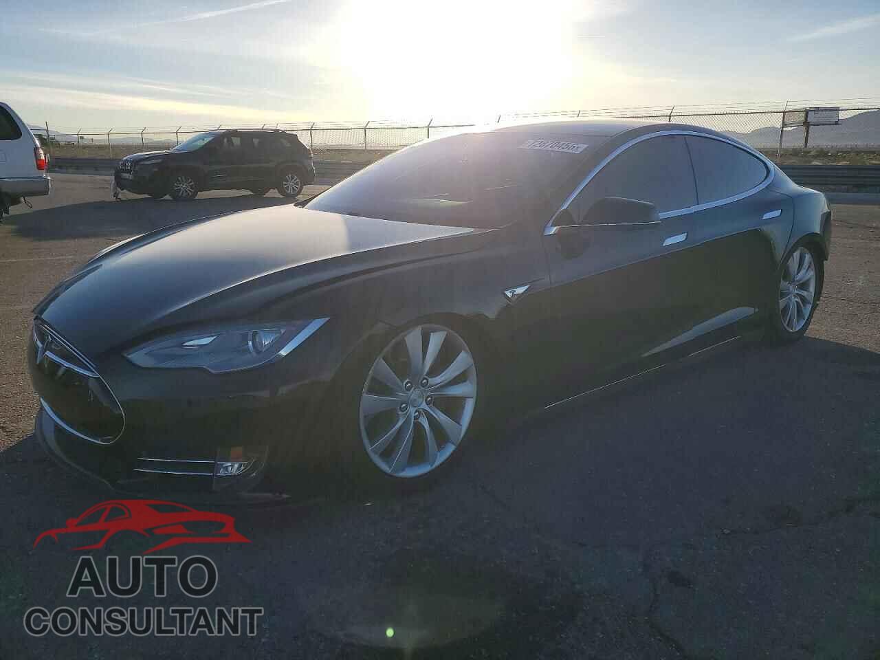 TESLA MODEL S 2013 - 5YJSA1CN5DFP22963