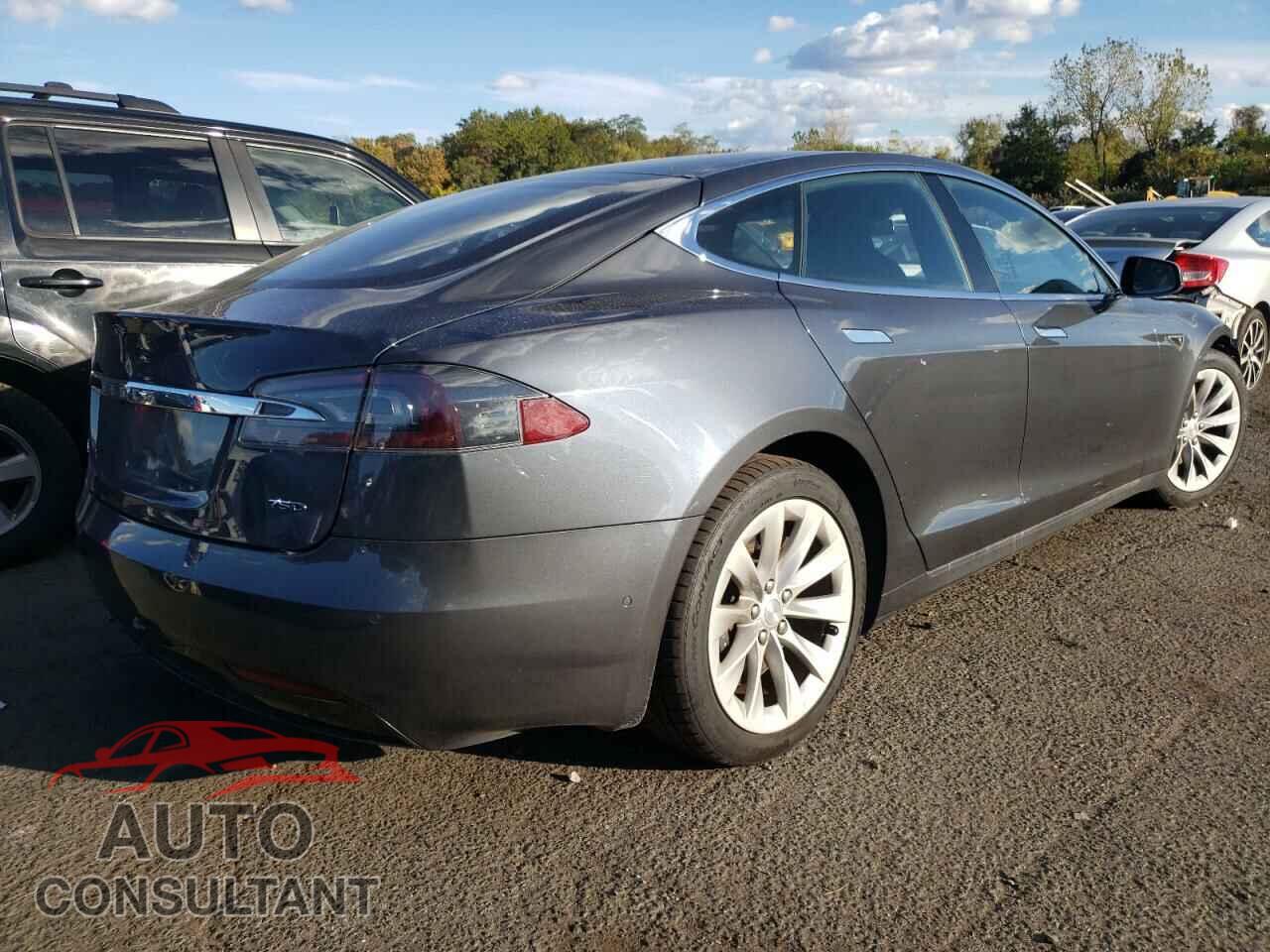 TESLA MODEL S 2016 - 5YJSA1E20GF158100