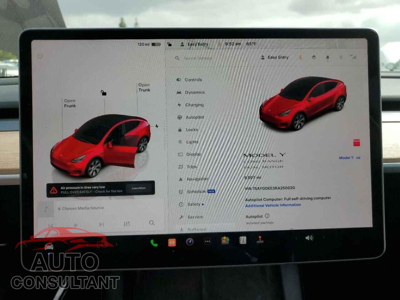 TESLA MODEL Y 2024 - 7SAYGDEE3RA250020
