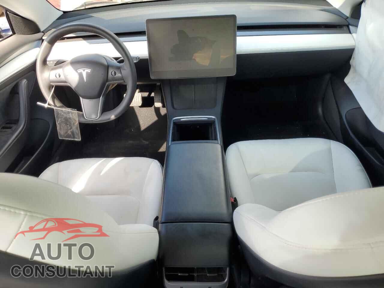 TESLA MODEL 3 2022 - 5YJ3E1EA8NF308290