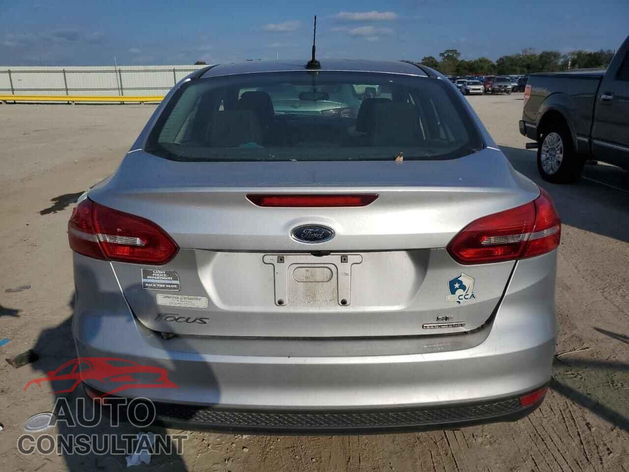 FORD FOCUS 2016 - 1FADP3F24GL391403