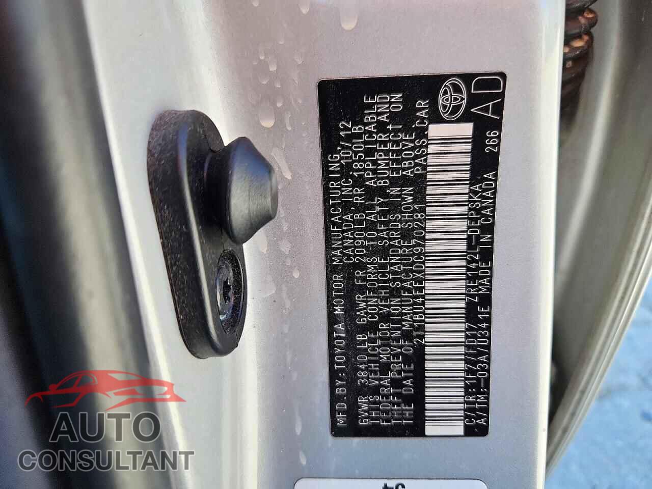 TOYOTA COROLLA 2013 - 2T1BU4EEXDC970281