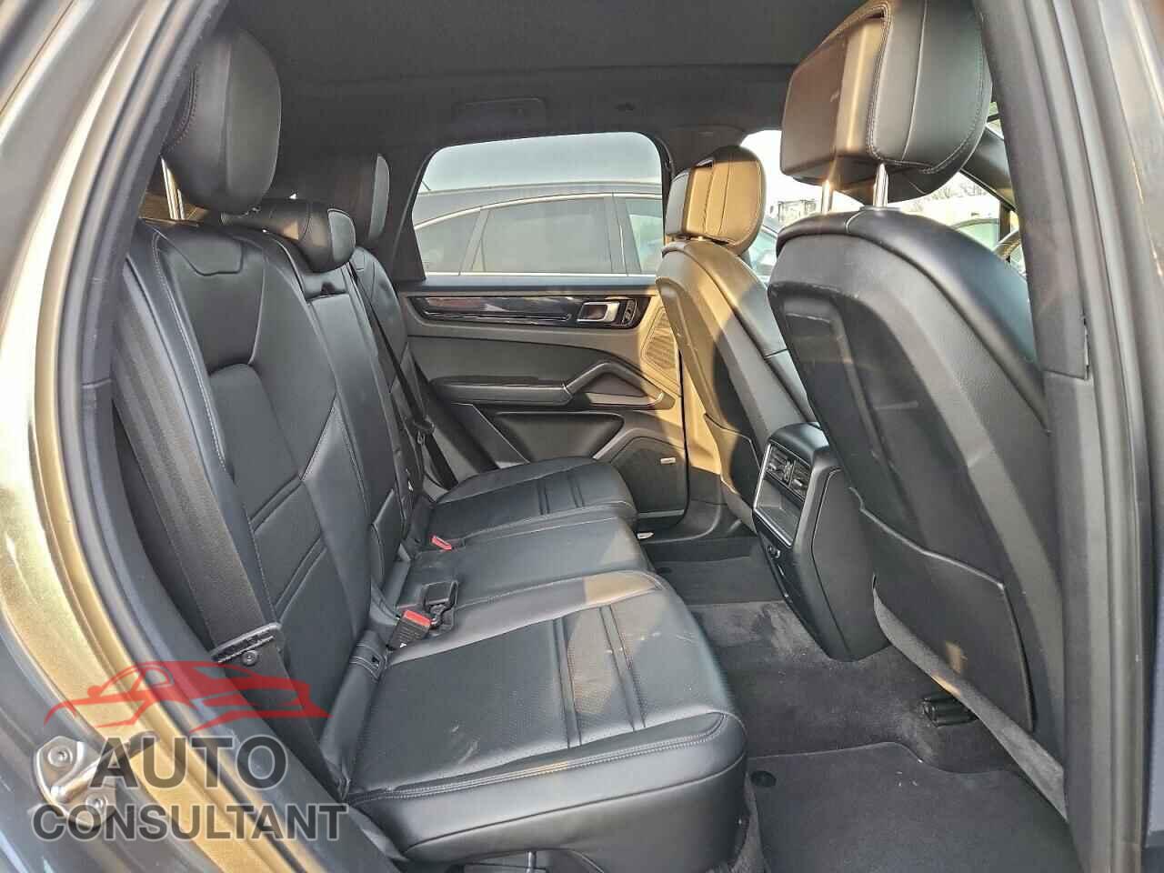 PORSCHE CAYENNE 2019 - WP1AA2AY1KDA06241