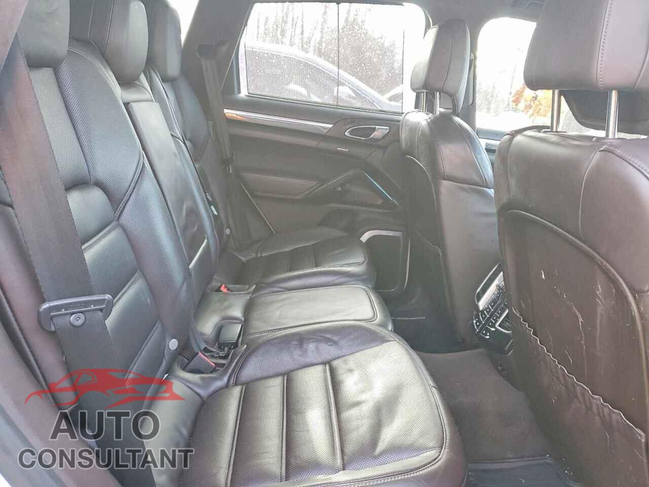 PORSCHE CAYENNE 2016 - WP1AD2A26GLA71926