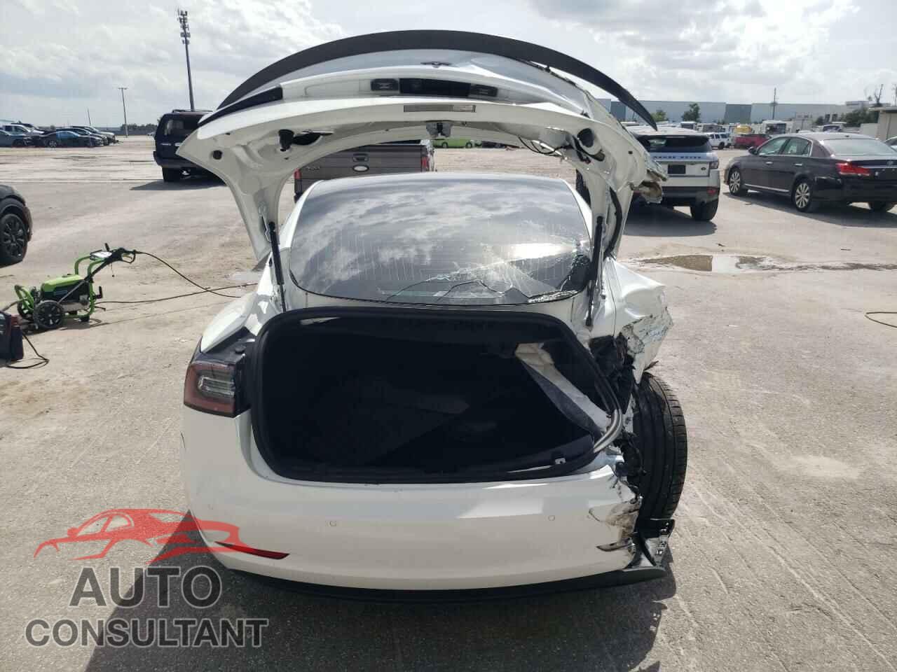 TESLA MODEL 3 2020 - 5YJ3E1EC5LF714154