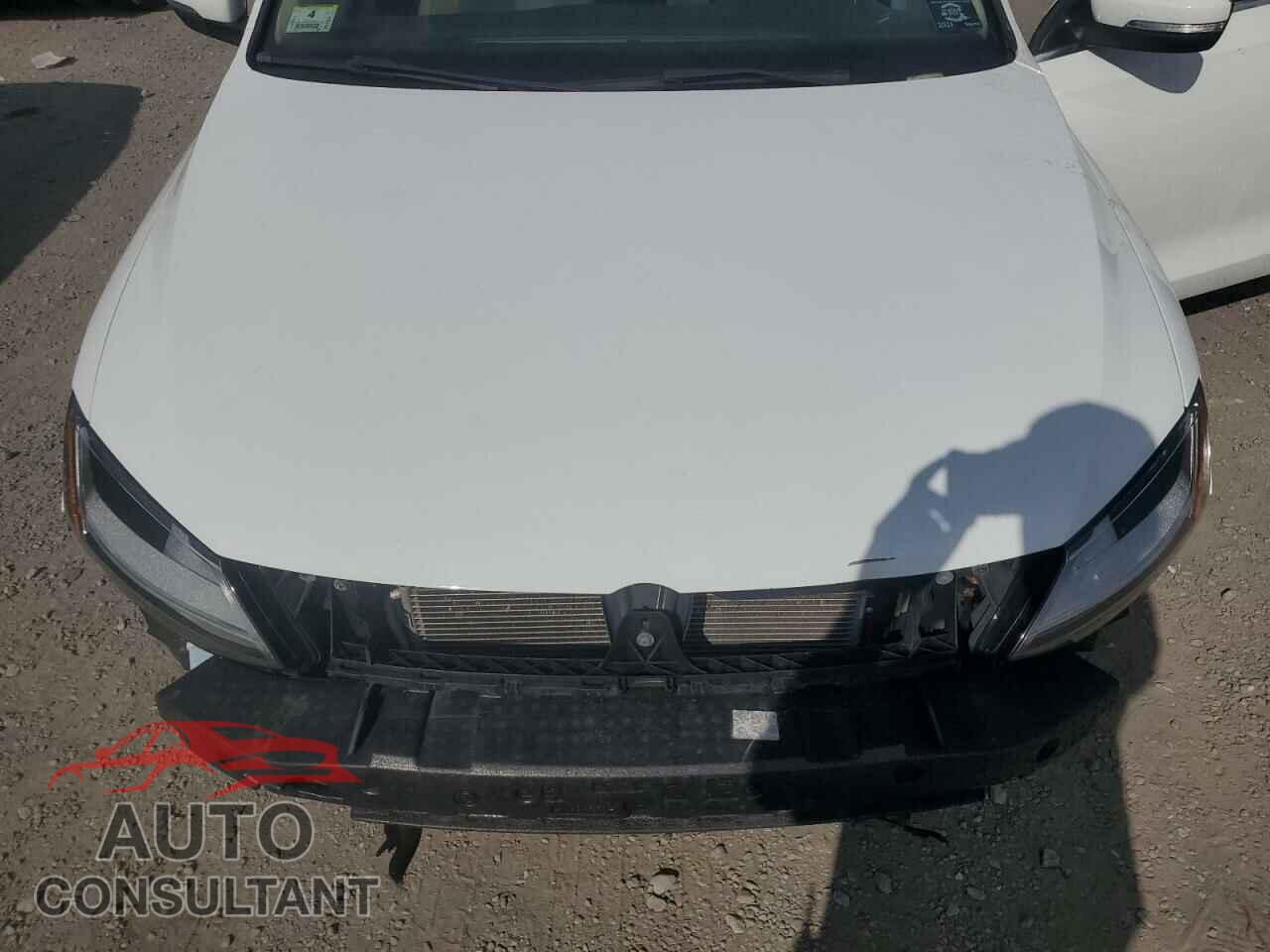 VOLKSWAGEN JETTA 2017 - 3VWDB7AJ3HM277467