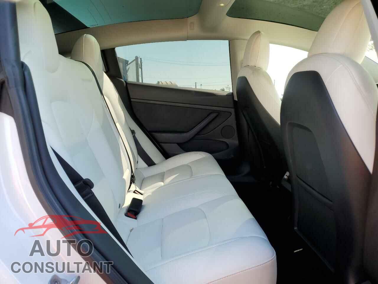 TESLA MODEL 3 2021 - 5YJ3E1EA2MF068488