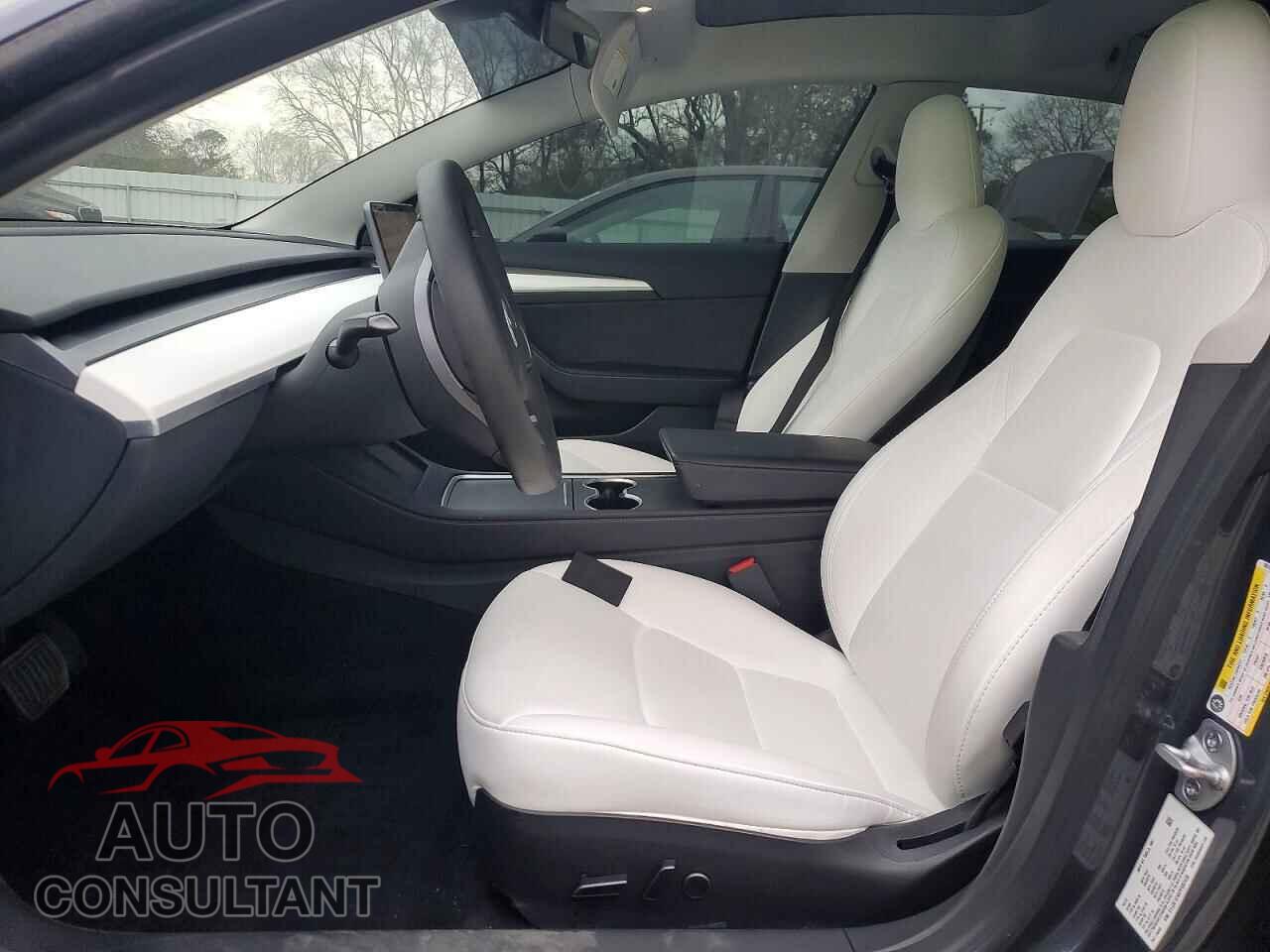 TESLA MODEL 3 2023 - 5YJ3E1EA5PF682438