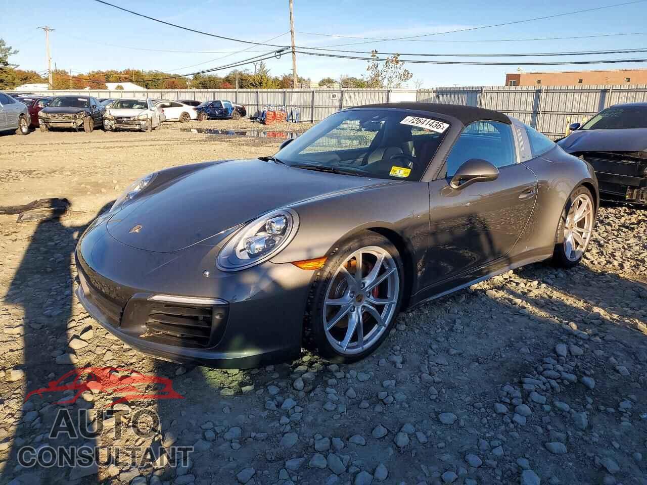 PORSCHE 911 2017 - WP0BB2A94HS136837
