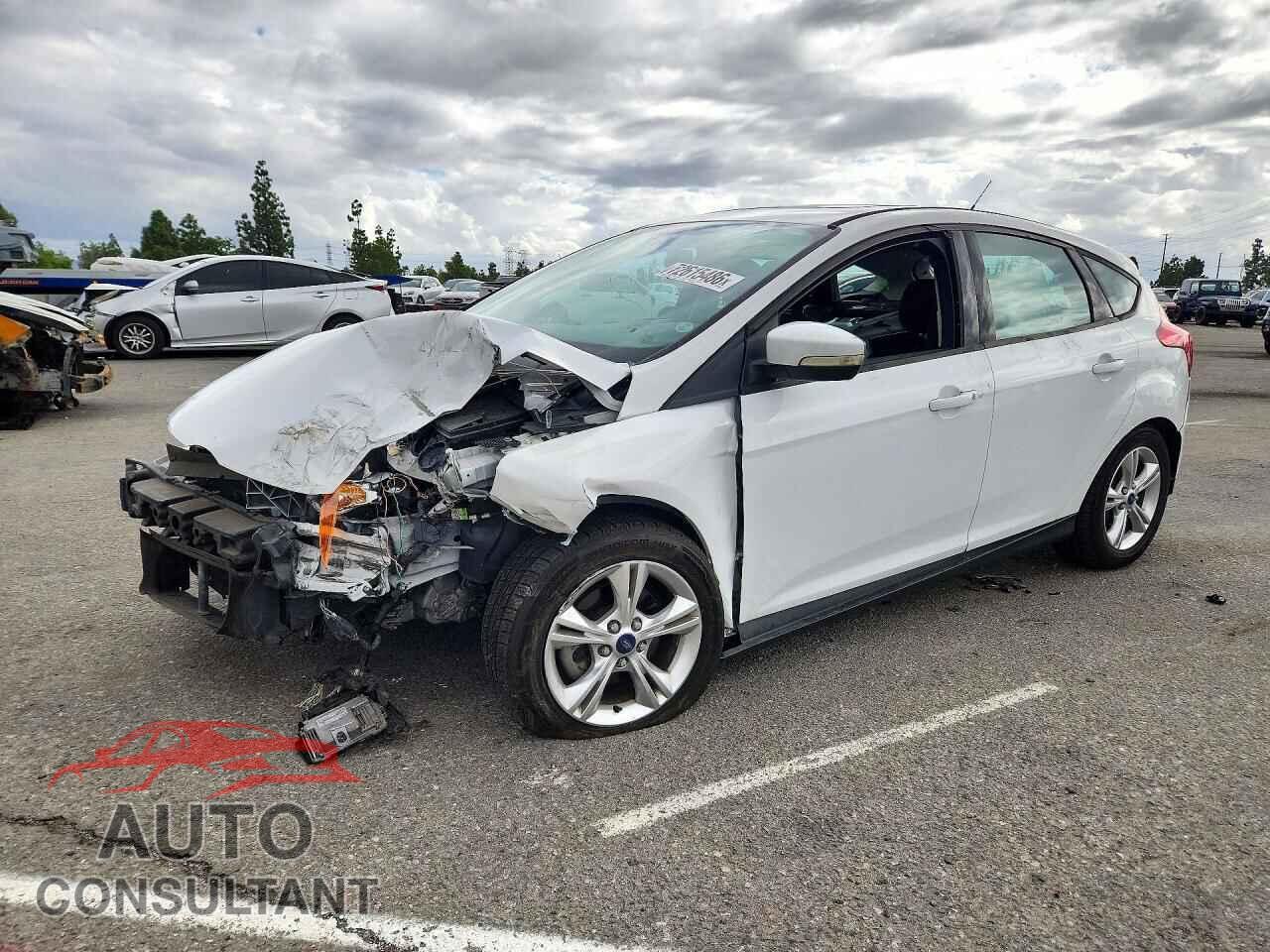 FORD FOCUS 2014 - 1FADP3K26EL336132