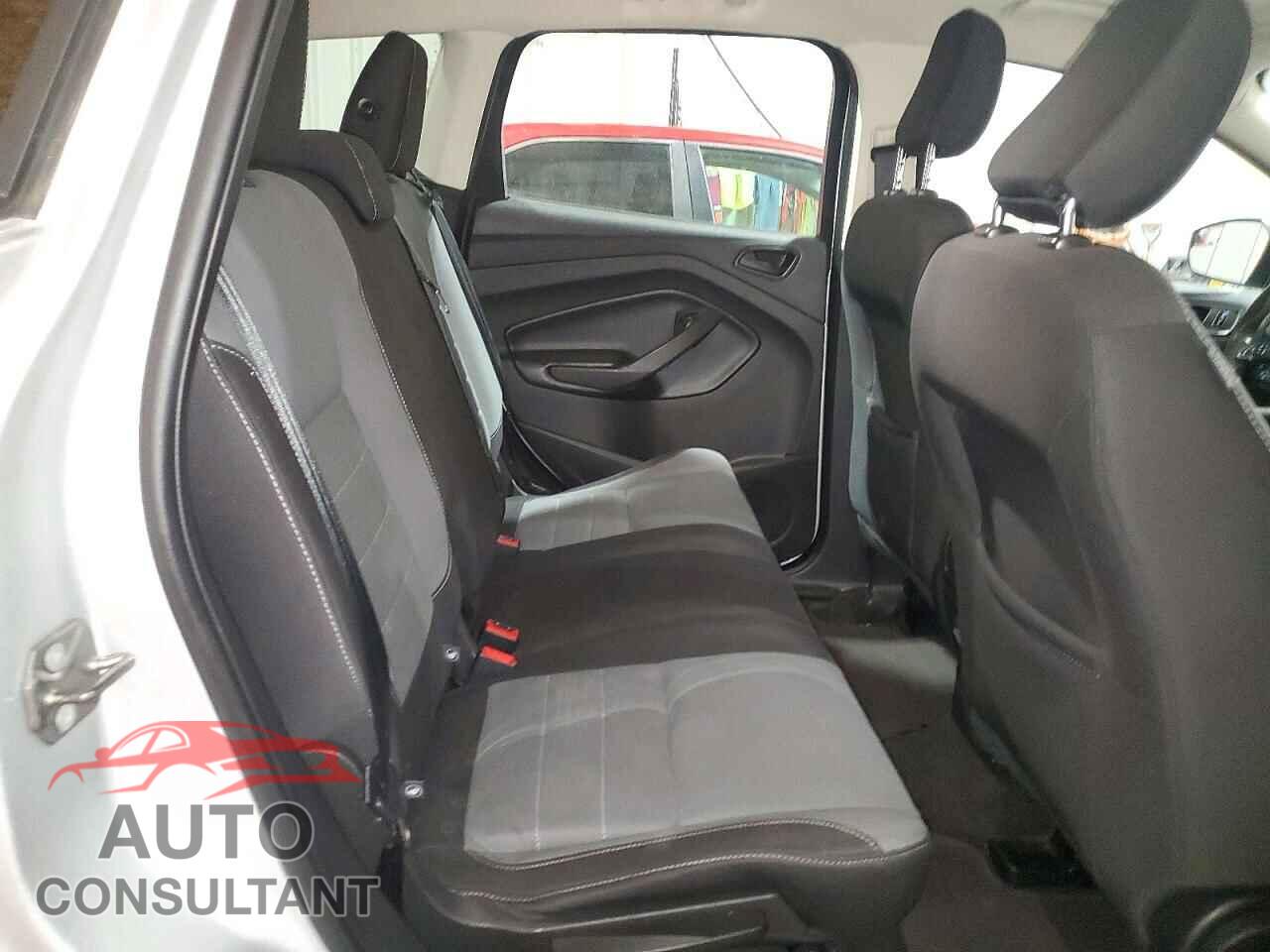 FORD ESCAPE 2018 - 1FMCU0F75JUD30003