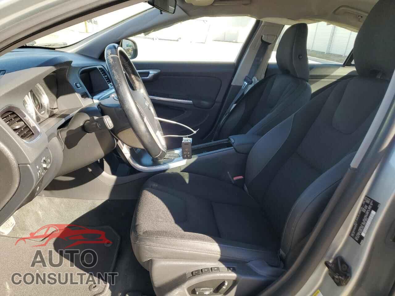 VOLVO S60 2013 - YV1612FS3D2225710