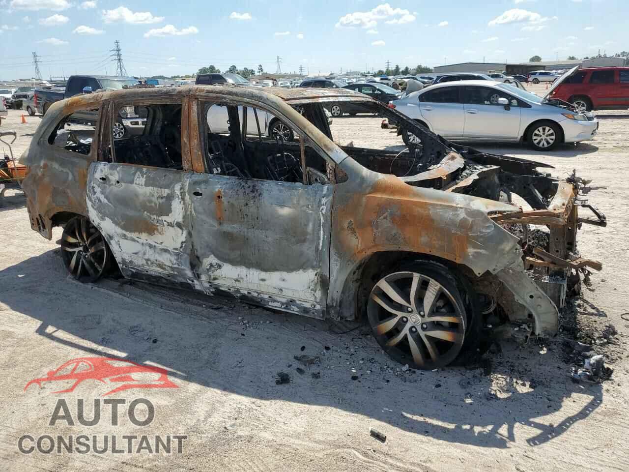 HONDA PILOT 2017 - 5FNYF5H94HB045649