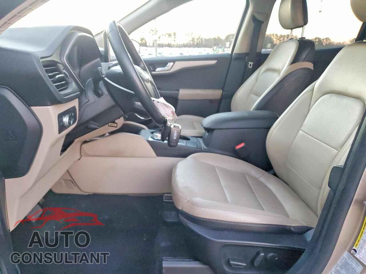 FORD ESCAPE 2020 - 1FMCU9H62LUA82465