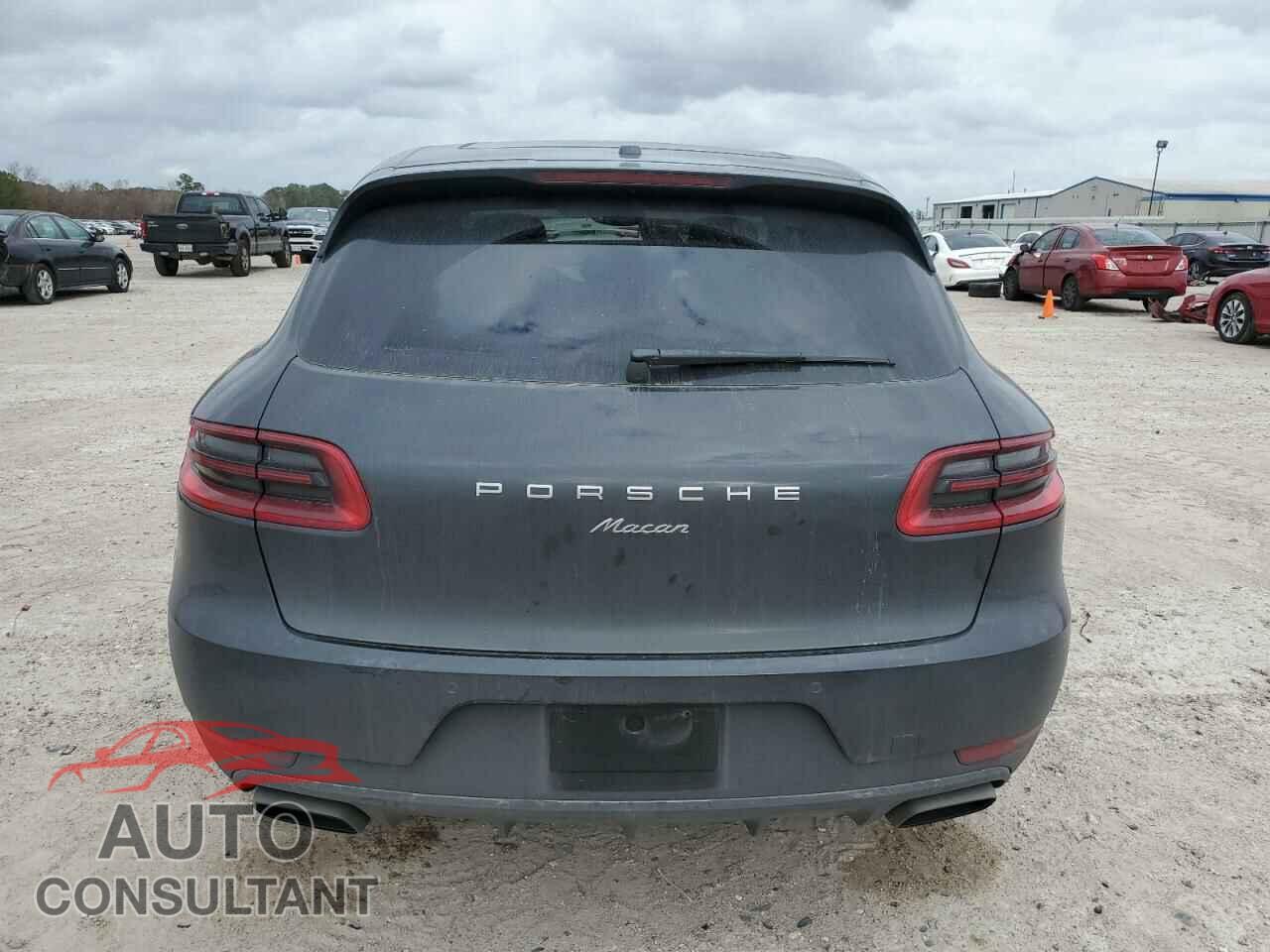 PORSCHE MACAN 2017 - WP1AA2A58HLB01898