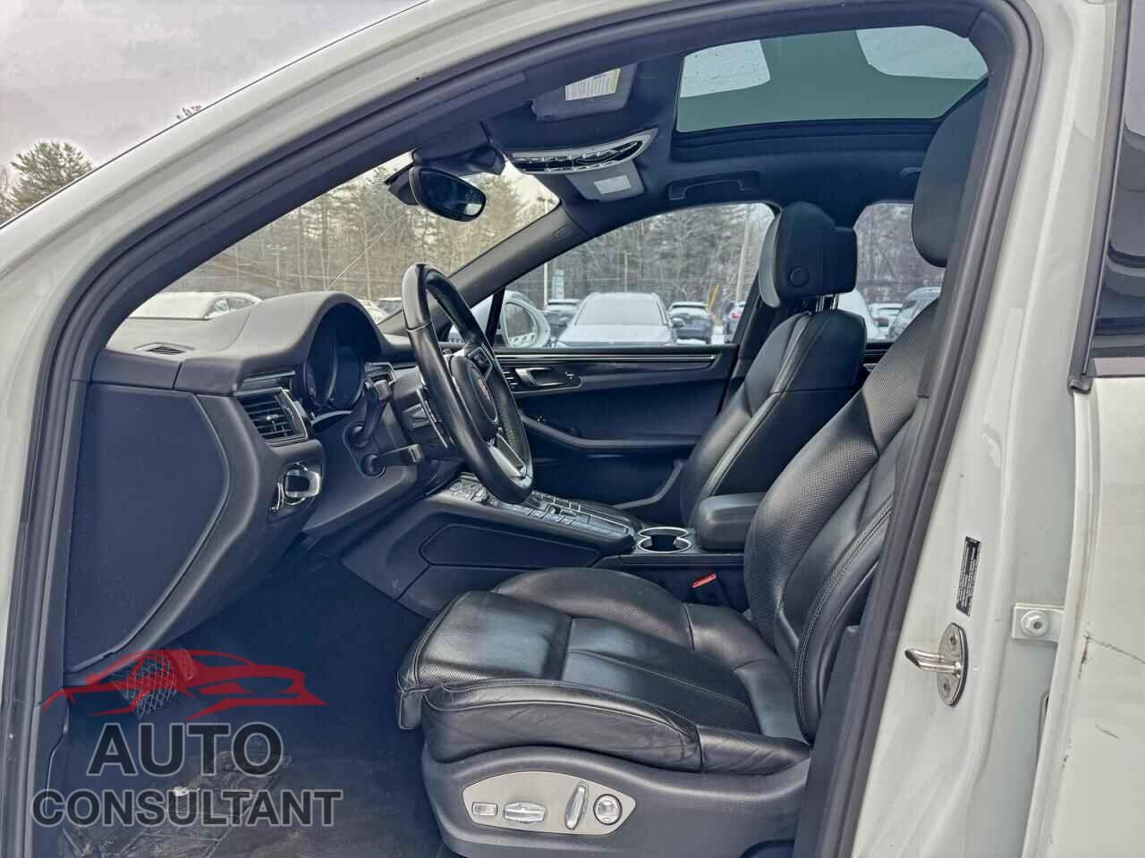 PORSCHE MACAN 2015 - WP1AB2A54FLB42958