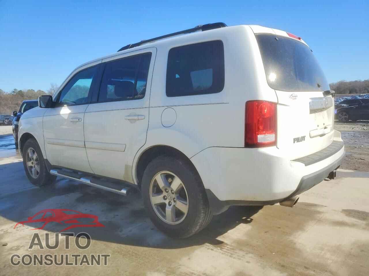 HONDA PILOT 2011 - 5FNYF3H56BB040574