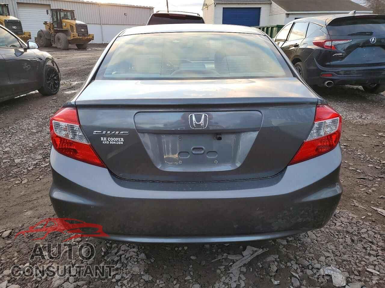HONDA CIVIC 2012 - 2HGFB2F89CH521359