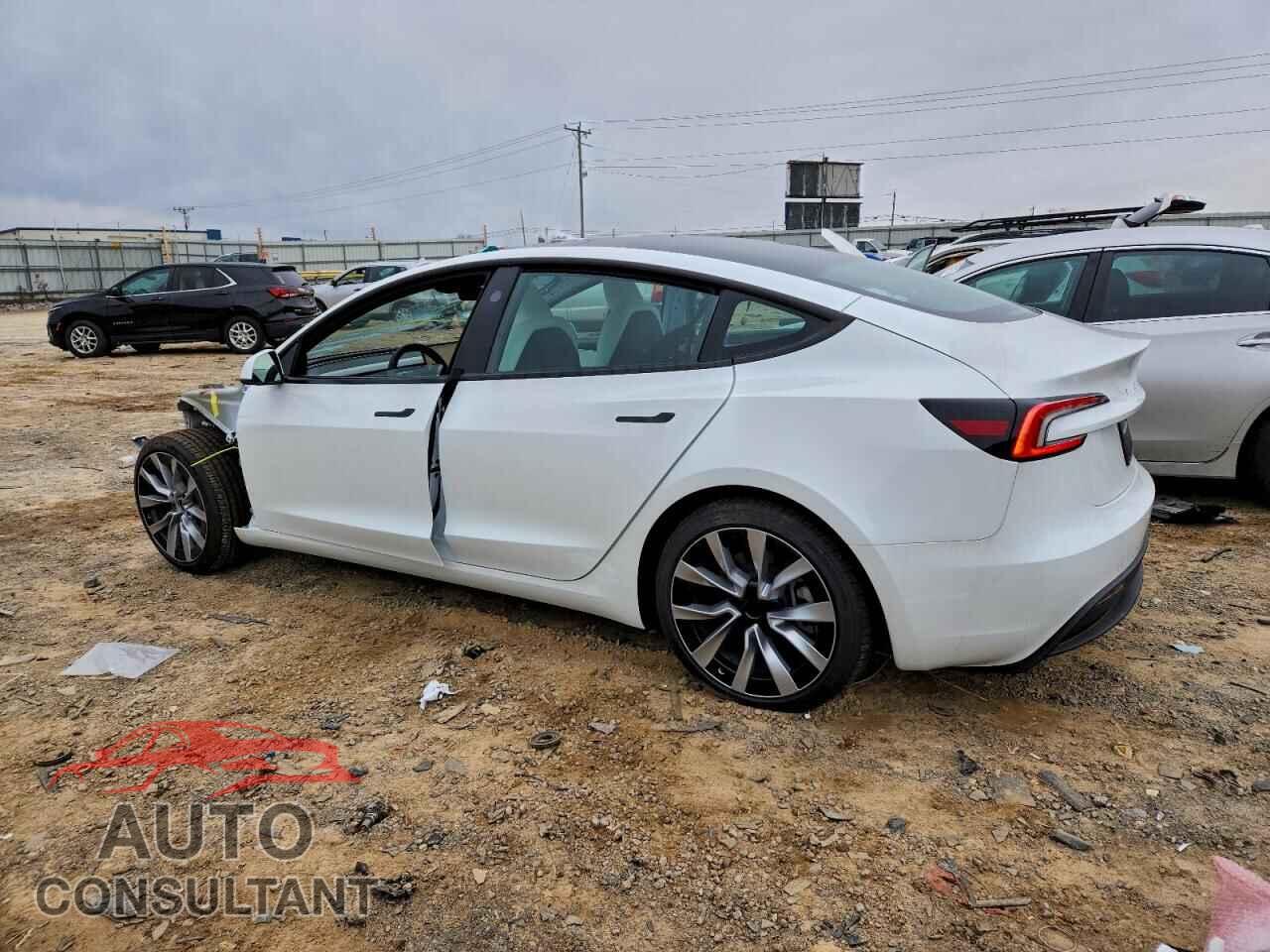 TESLA MODEL 3 2025 - 5YJ3E1EB7SF049005