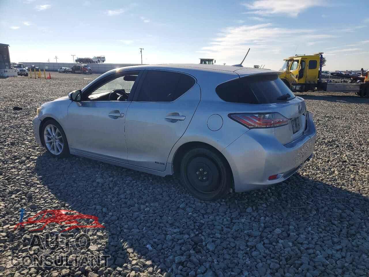 LEXUS CT 200 2013 - JTHKD5BH4D2157603