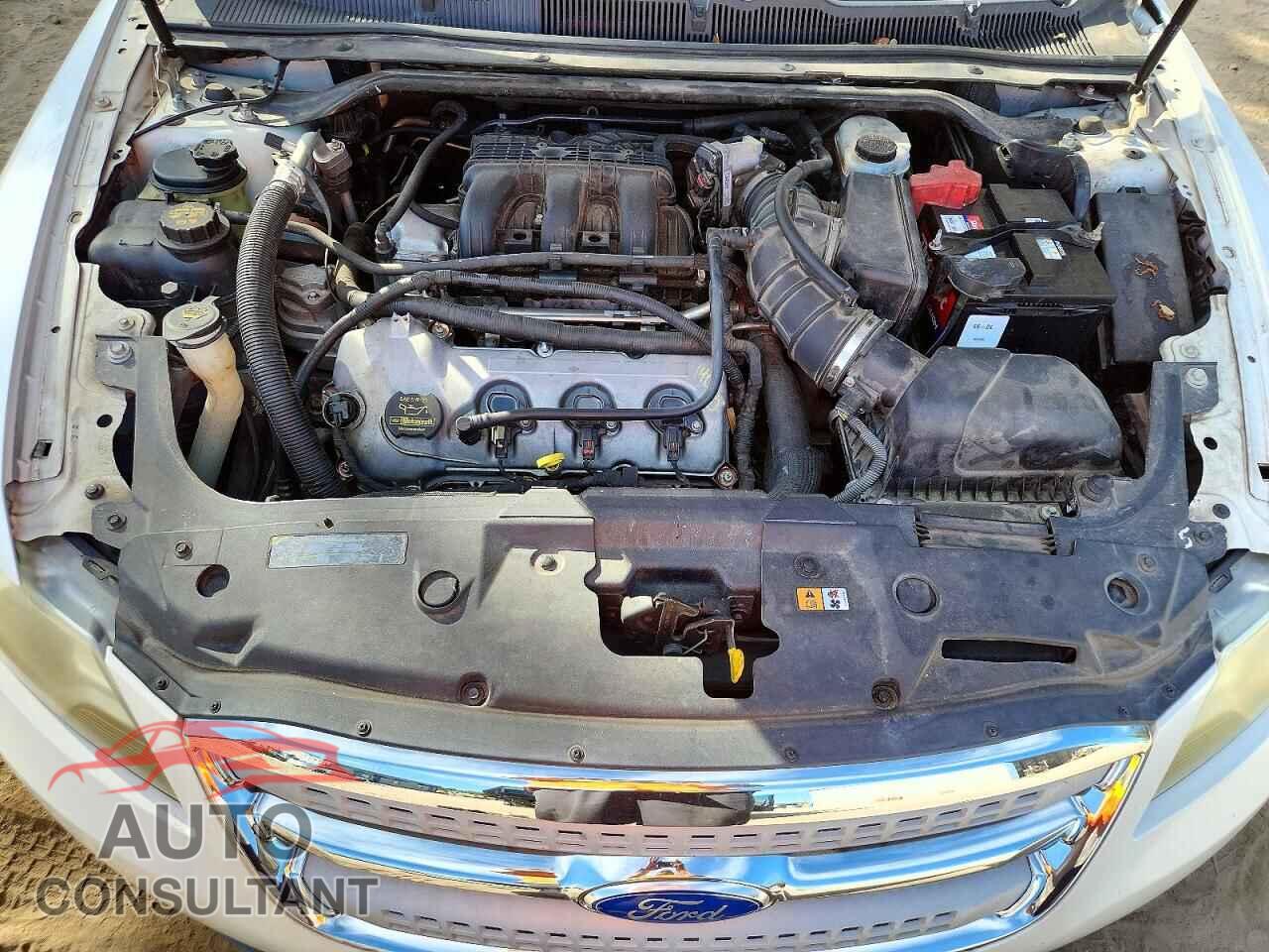 FORD TAURUS 2011 - 1FAHP2EW2BG162932