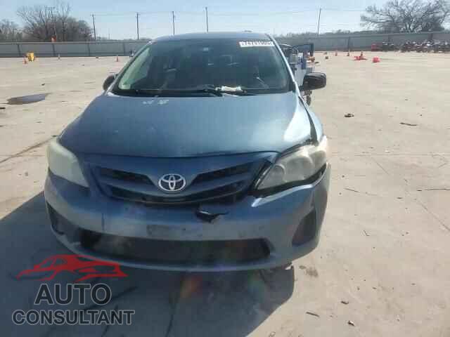 TOYOTA COROLLA 2013 - 5YFBU4EE9DP210357