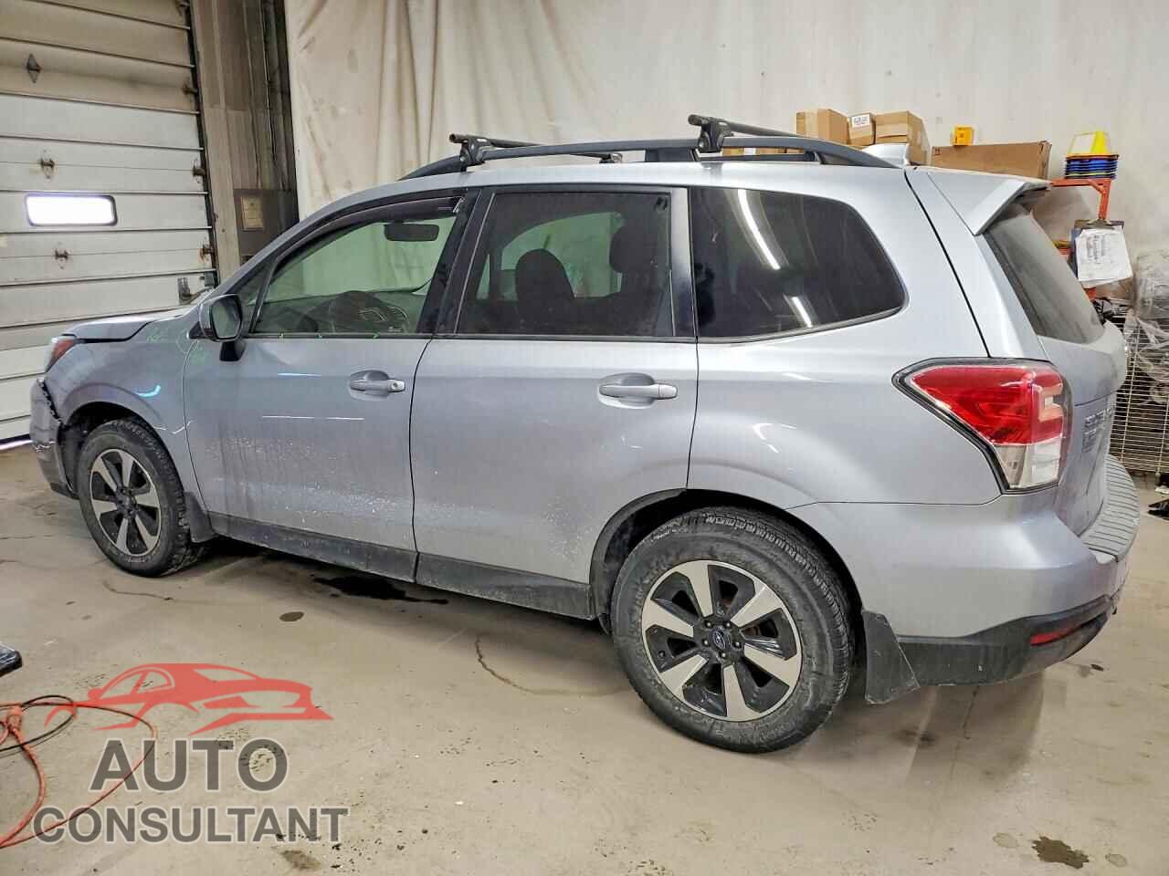 SUBARU FORESTER 2018 - JF2SJAEC4JH405121
