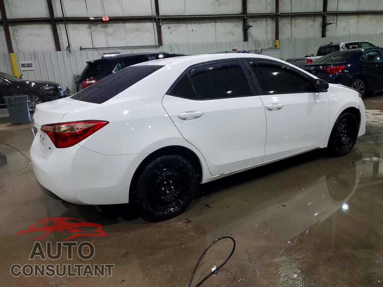 TOYOTA COROLLA 2019 - 2T1BURHE3KC200042