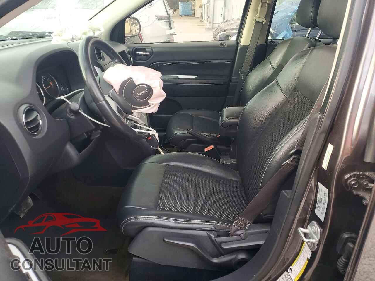 JEEP COMPASS 2016 - 1C4NJCEA4GD789021