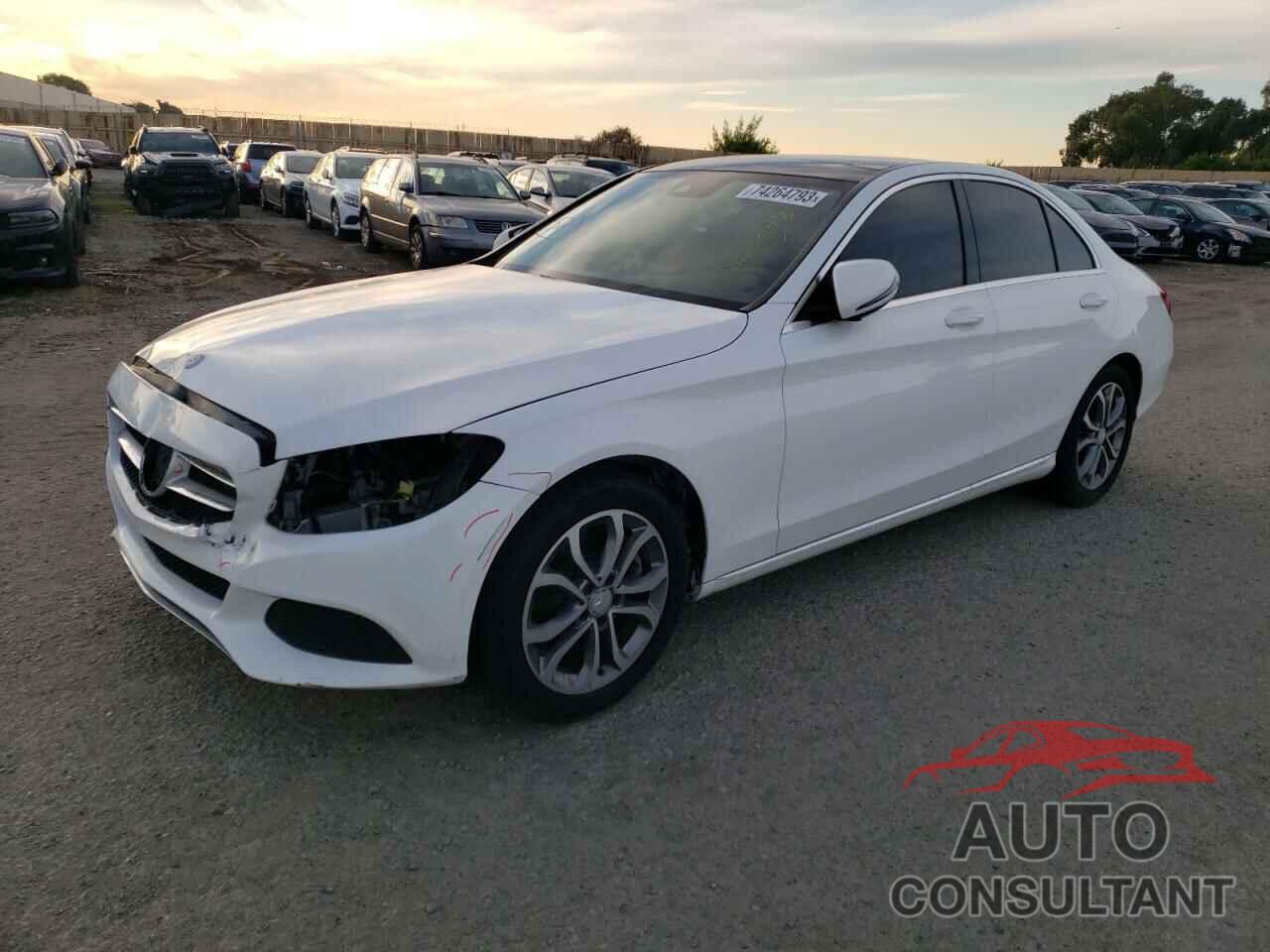 MERCEDES-BENZ C-CLASS 2017 - 55SWF4JBXHU190045