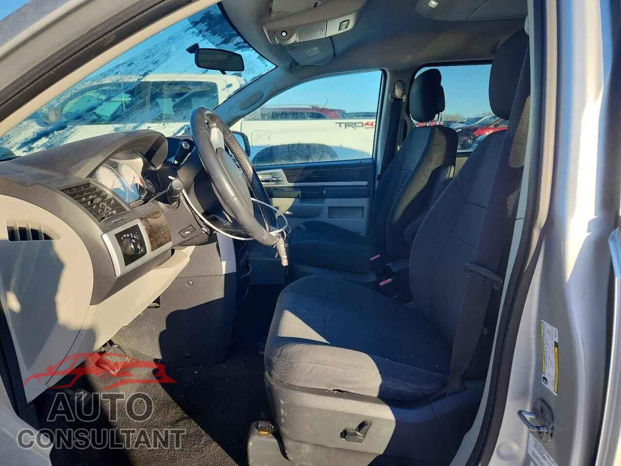 DODGE CARAVAN 2010 - 2D4RN5D10AR482746