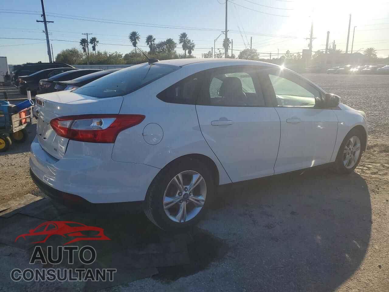 FORD FOCUS 2014 - 1FADP3F23EL134424