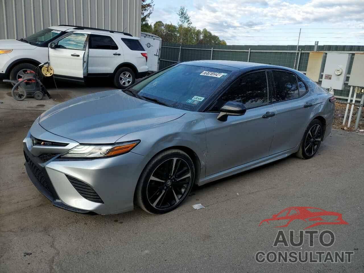 TOYOTA CAMRY 2019 - 4T1B61HK2KU172119