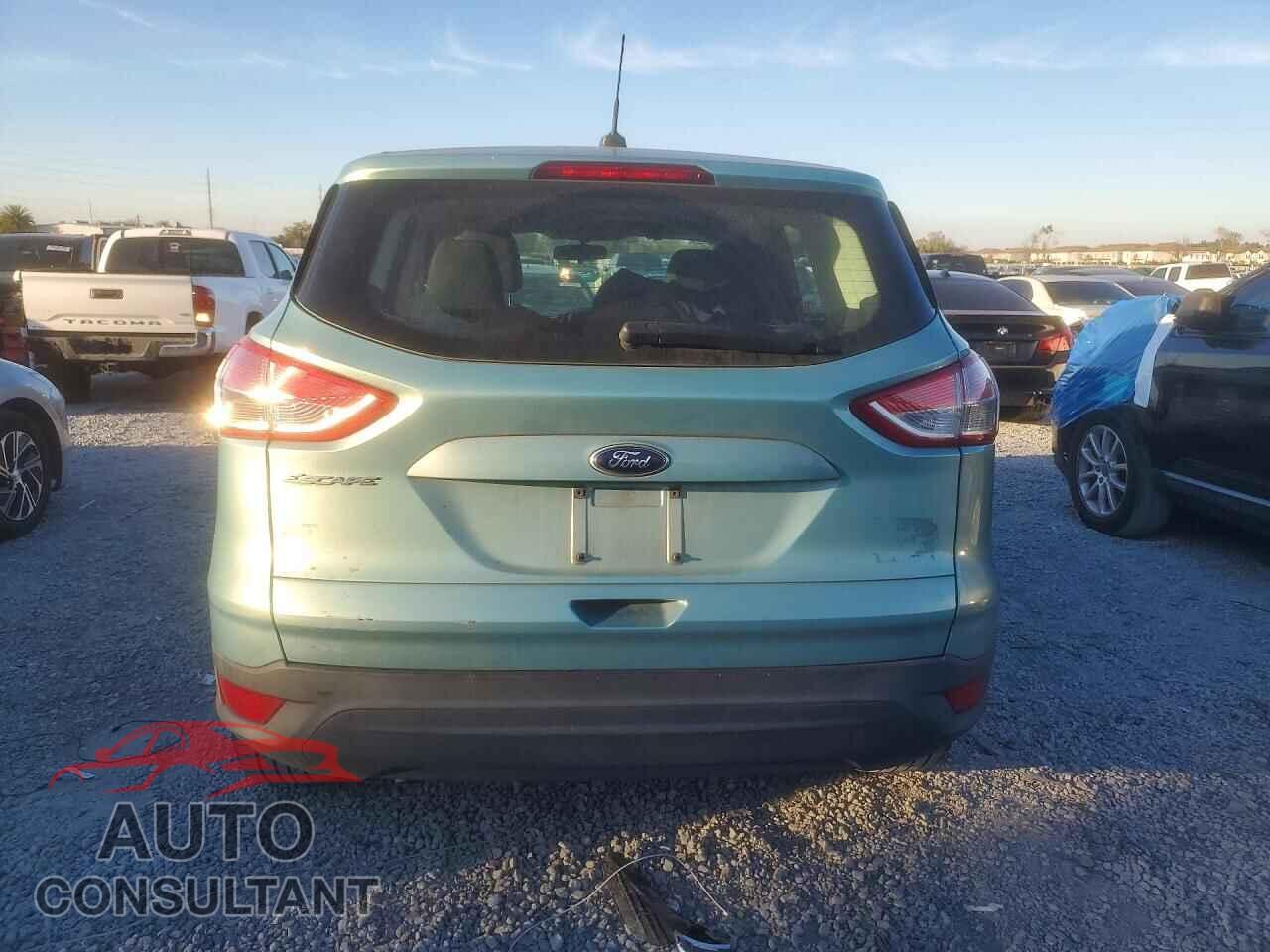 FORD ESCAPE 2013 - 1FMCU0F75DUD50692