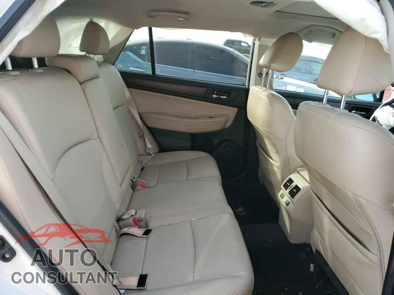 SUBARU OUTBACK 2015 - 4S4BSBNC4F3333855