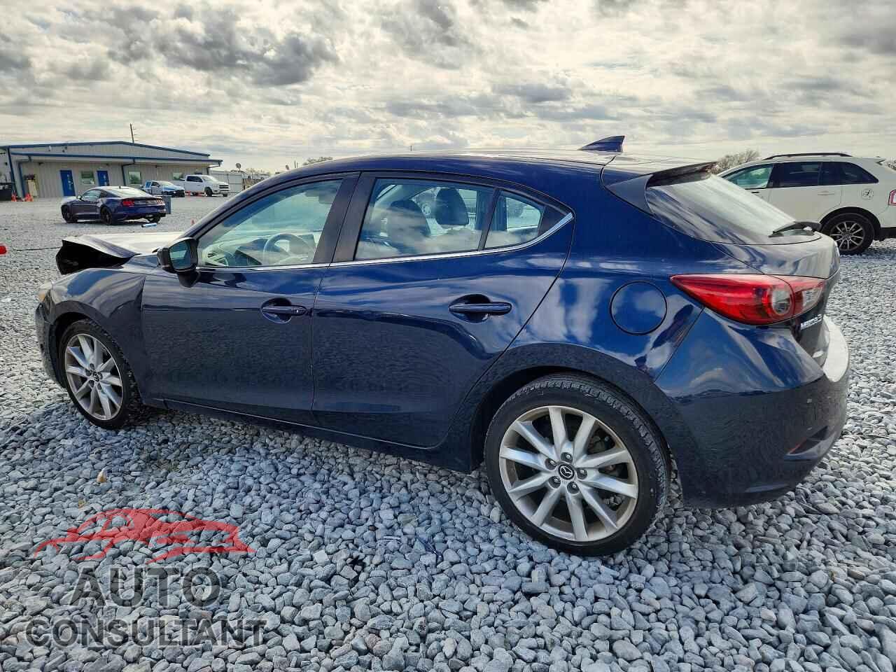 MAZDA 3 2017 - JM1BN1M32H1134793