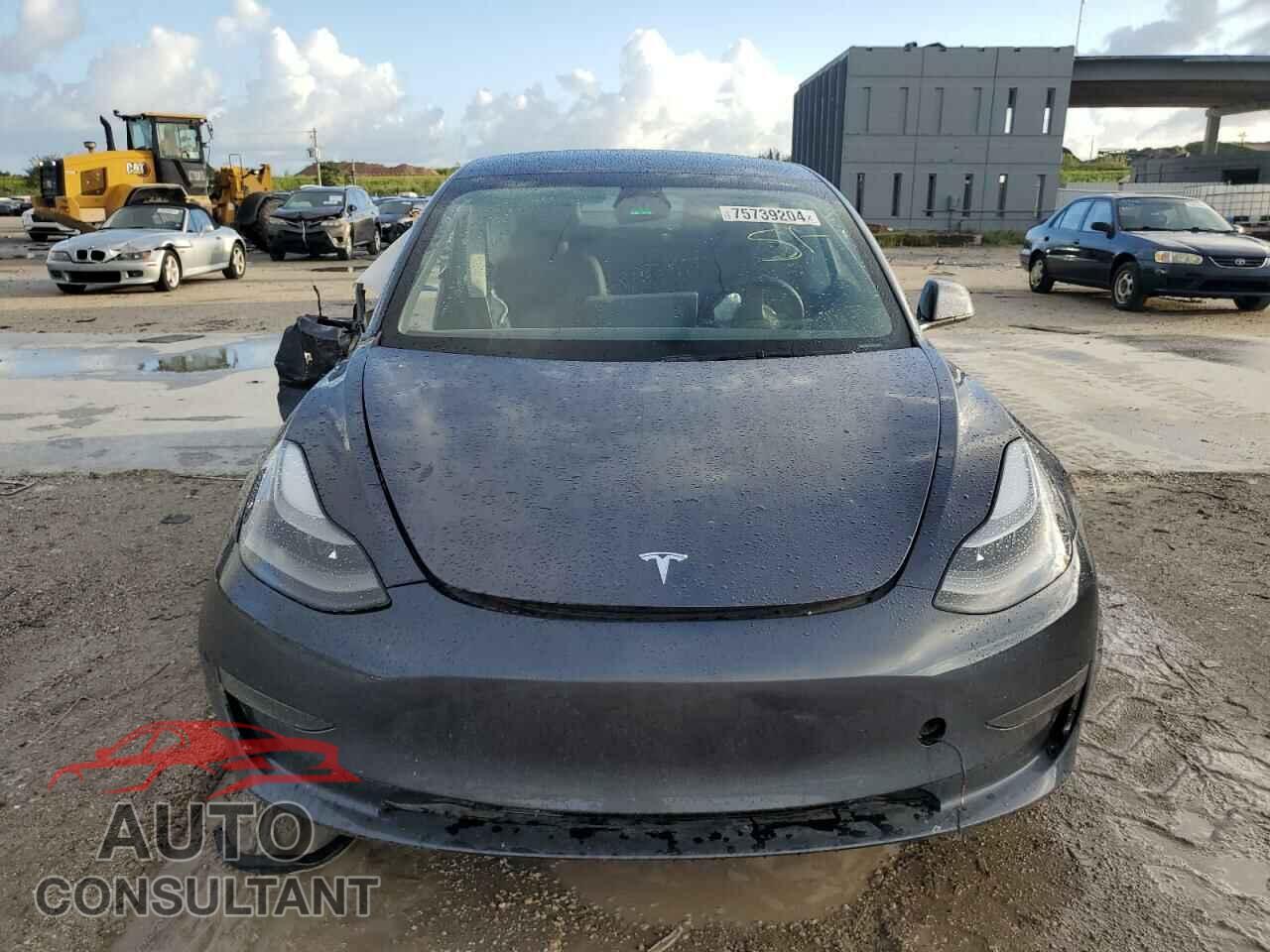 TESLA MODEL 3 2022 - 5YJ3E1EA5NF331641
