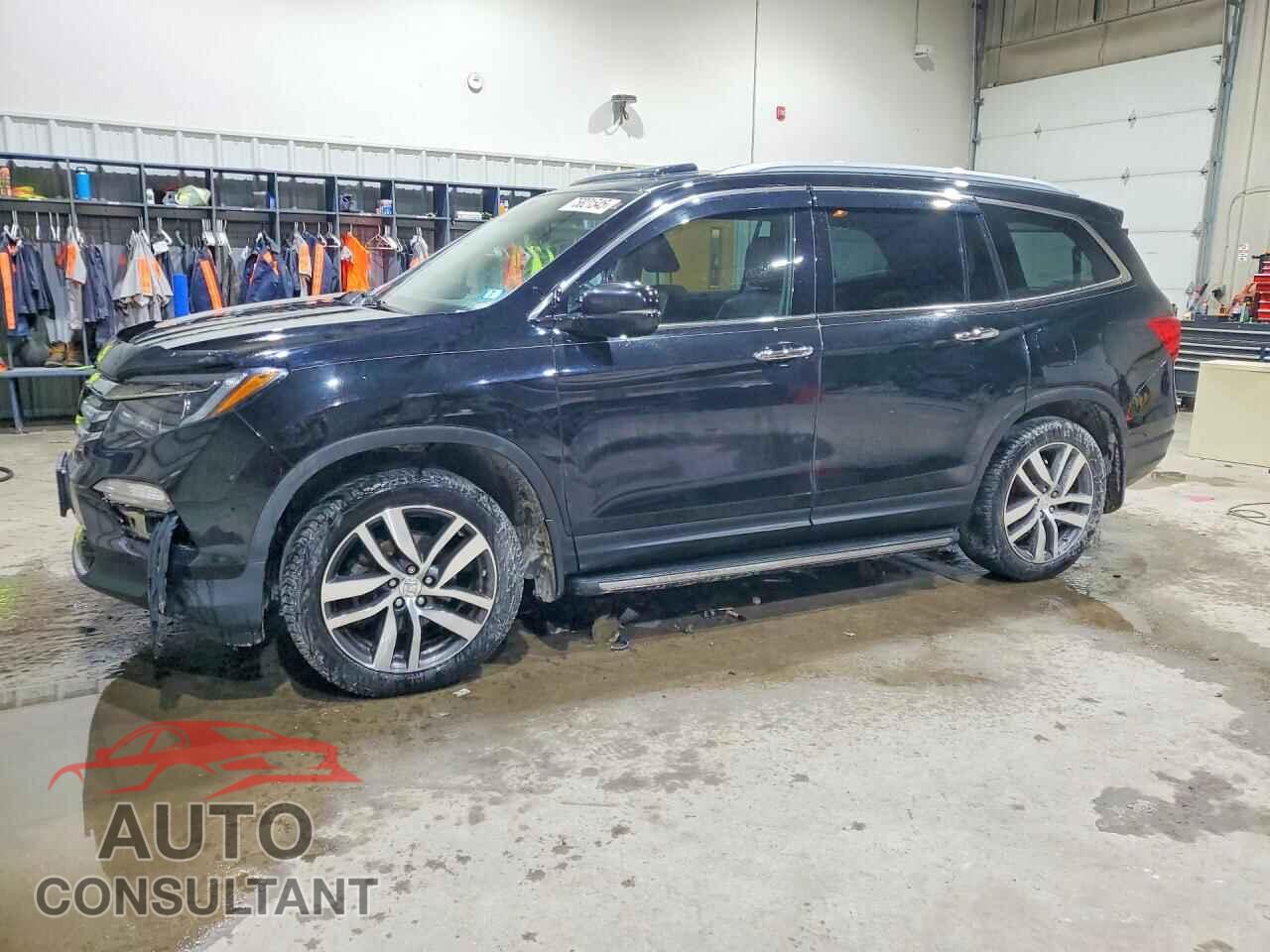 HONDA PILOT 2017 - 5FNYF6H03HB057900