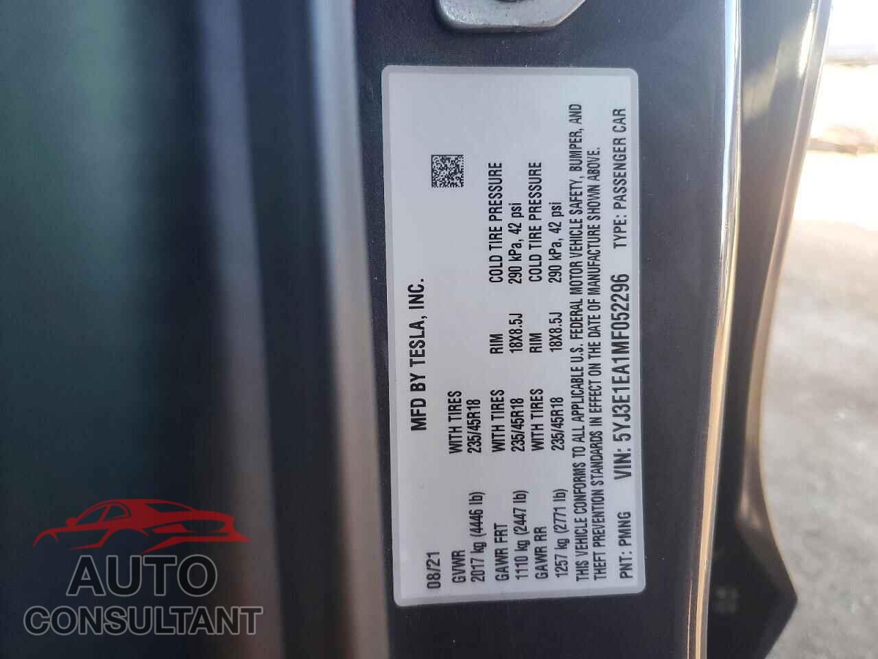 TESLA MODEL 3 2021 - 5YJ3E1EA1MF052296
