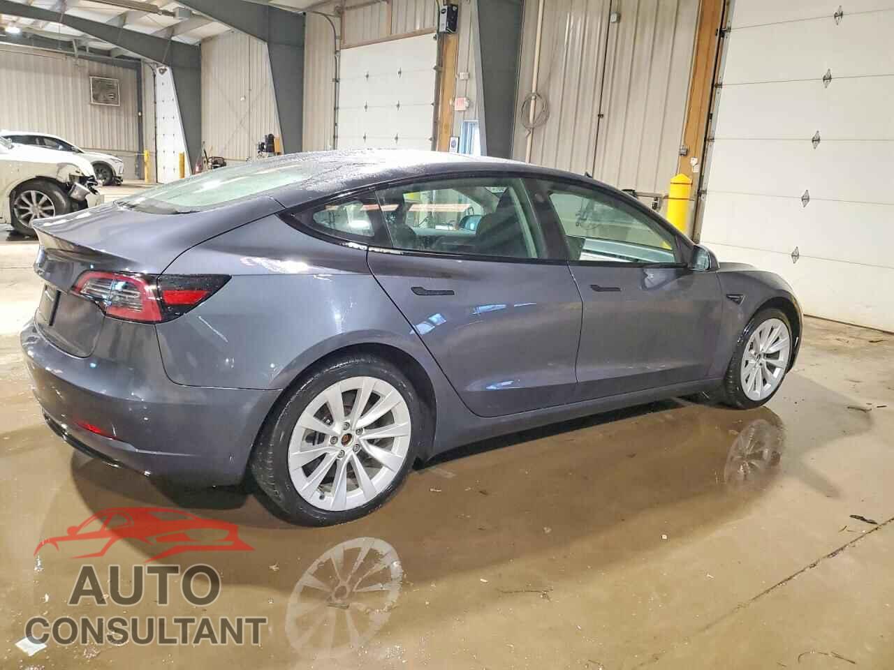 TESLA MODEL 3 2023 - 5YJ3E1EA7PF448690