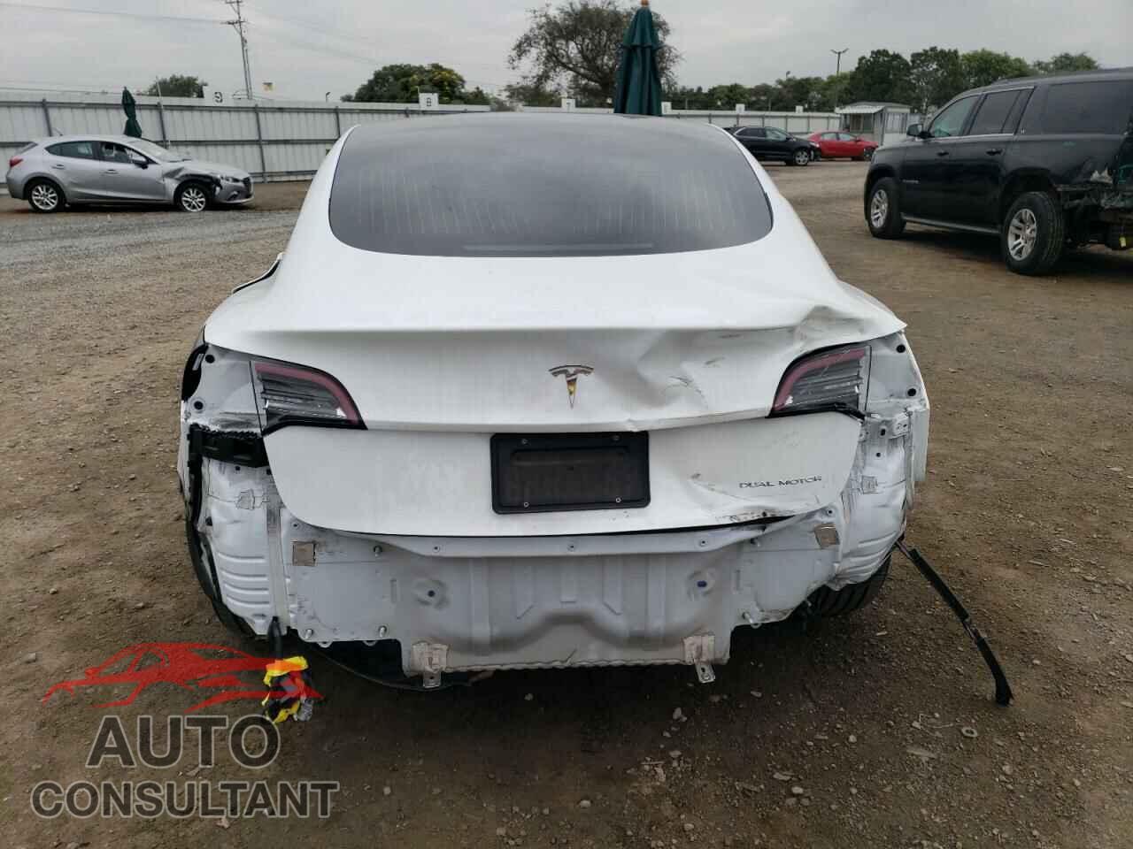 TESLA MODEL 3 2020 - 5YJ3E1EB0LF735789