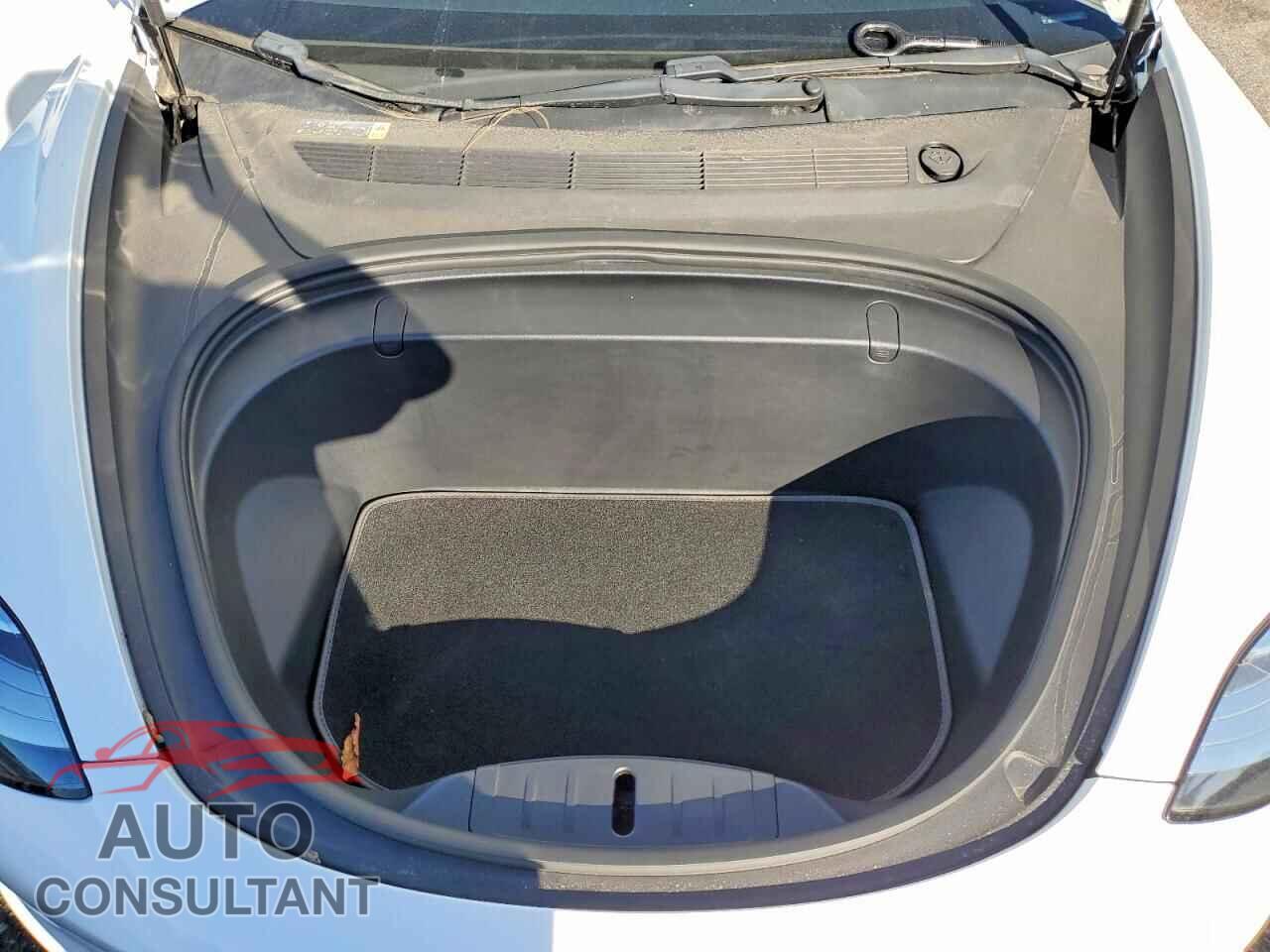 TESLA MODEL 3 2018 - 5YJ3E1EA2JF049399