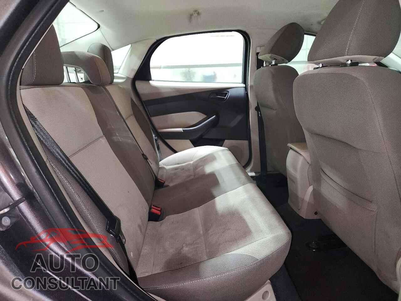 FORD FOCUS 2012 - 1FAHP3F28CL397765