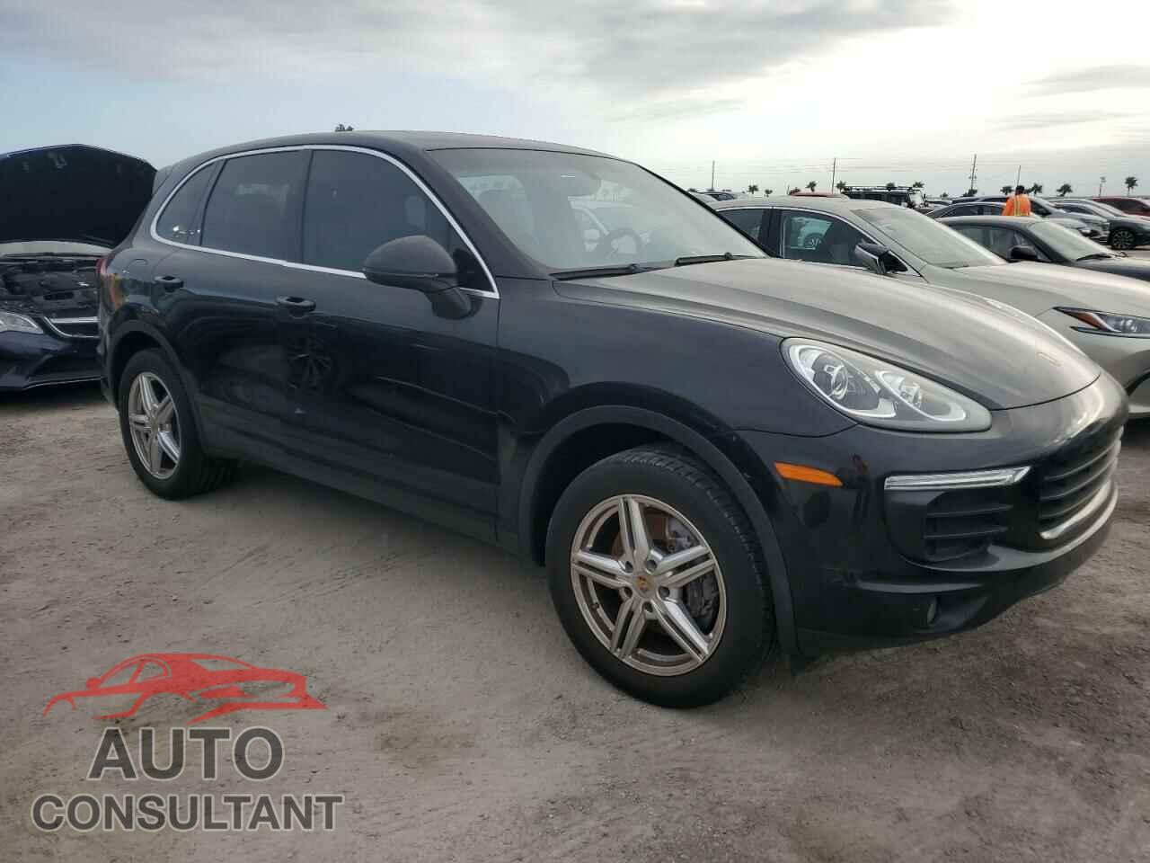 PORSCHE CAYENNE 2016 - WP1AA2A21GLA03963